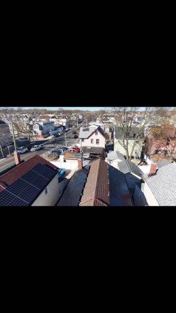 Nests under your solar panels? We have the solution. 🐣🐣🏠🌞🐧 #newjersey #longisland #solarpanels #solarmesh #birdproofing